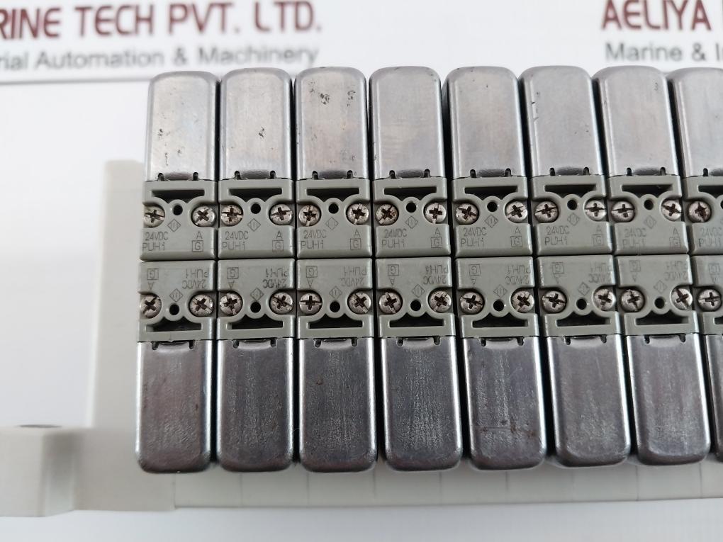 Smc Vv5Qc1-lno096 Valve Terminal With 10 Solenoid Valves 24Vdc A 0.15-0.7Mpa