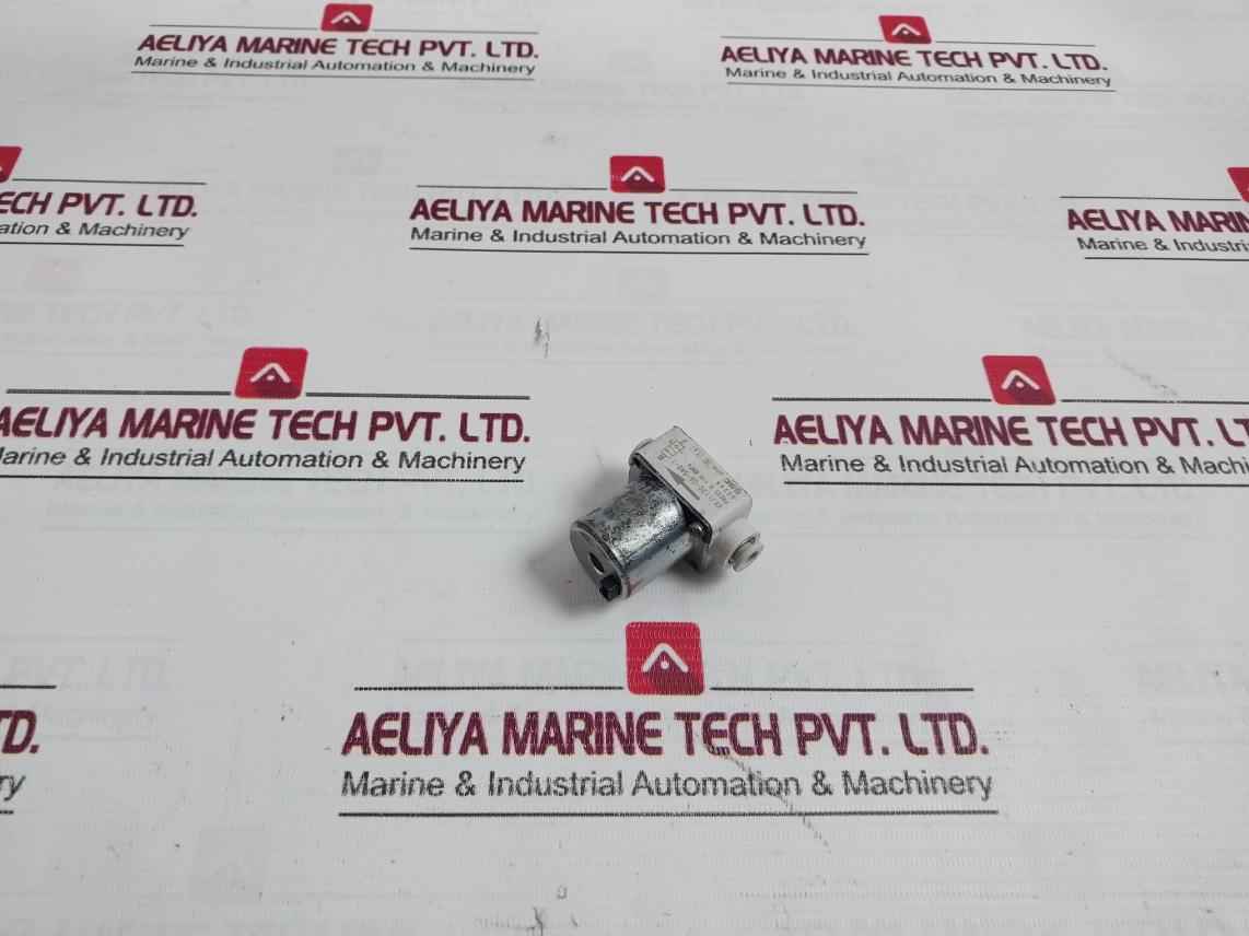 Smc Vxj1120-c6-5M0-1 Solenoid Valve Dc24V 0.1-0.8 Mpa