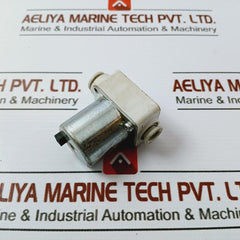 SMC VXJ1120-C8-5M0-1 Valve 0.1-0.8MPA DC 24V