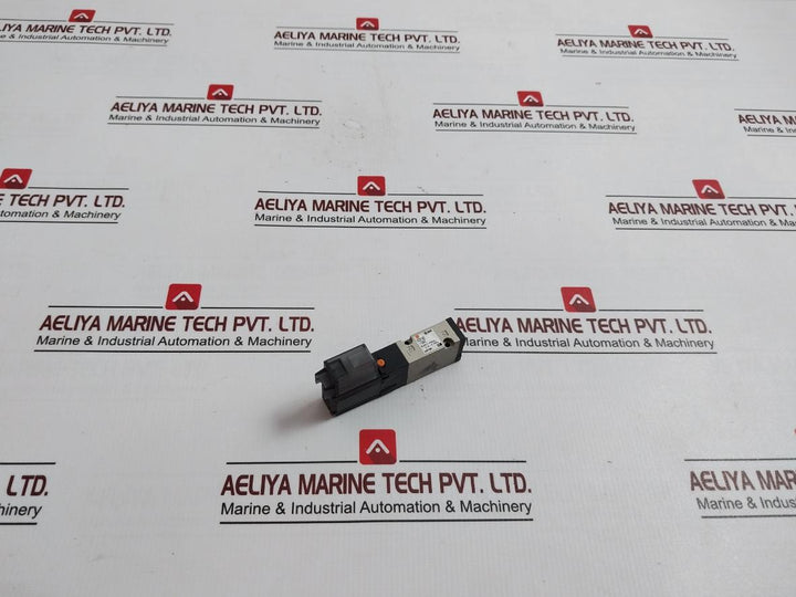 Smc Vz3140-5Mz Solenoid Valve 0.15~0.7Mpa 24V Dc