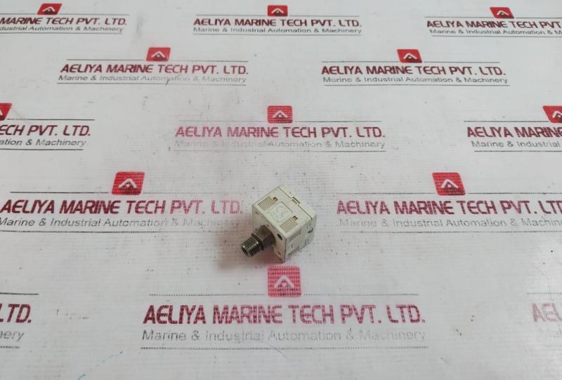 Smc Zse30-01-25-m Vacuum Switch 12-24Vdc 45Ma Max -101-101Kpa