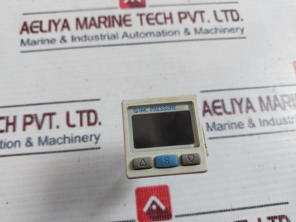 Smc Zse30A-01-p-la1 Digital Pressure Switch Class 2 24Vdc