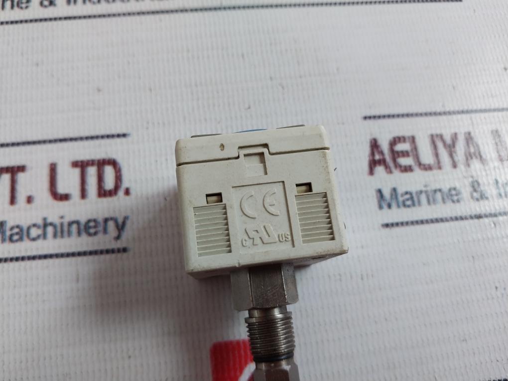 Smc Zse30A-01-p-la1 Digital Pressure Switch Class 2 24Vdc