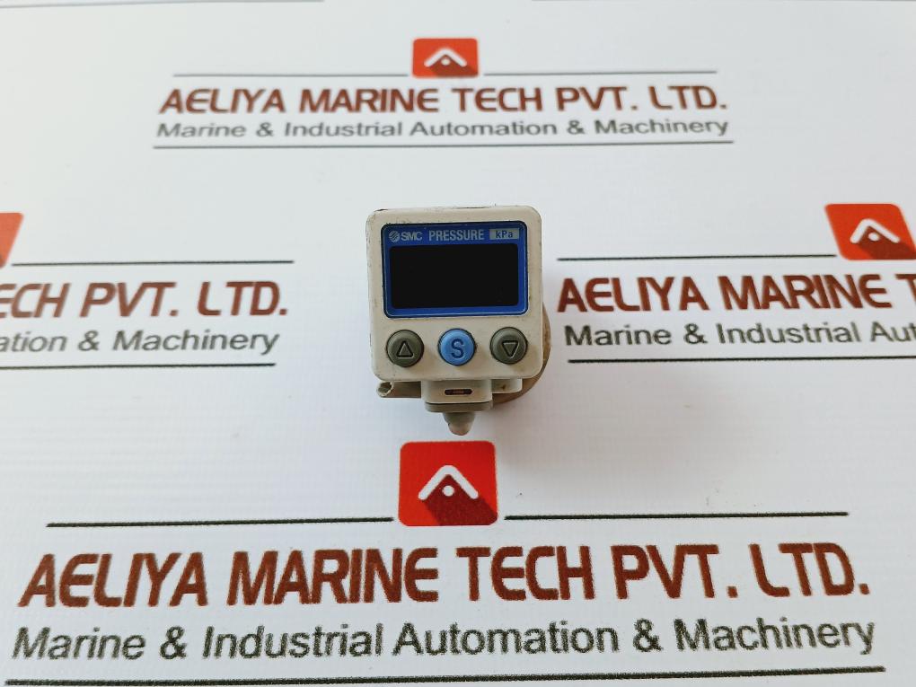 SMC ZSE80F-A2-T Digital Pressure Switch Assembly 12-24VDC