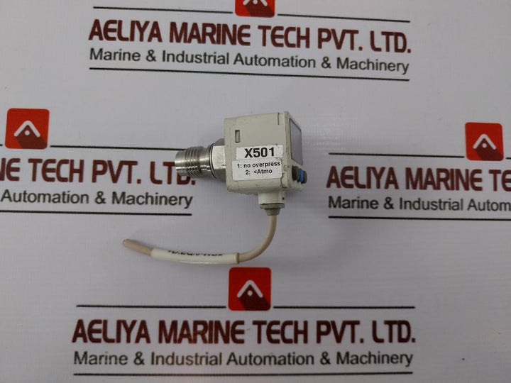 Smc Zse80f-a2-v Digital Pressure Switch 230 Ma Max
