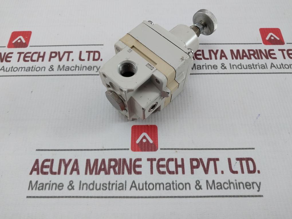 Smc Ir2000-02 Precision Regulator