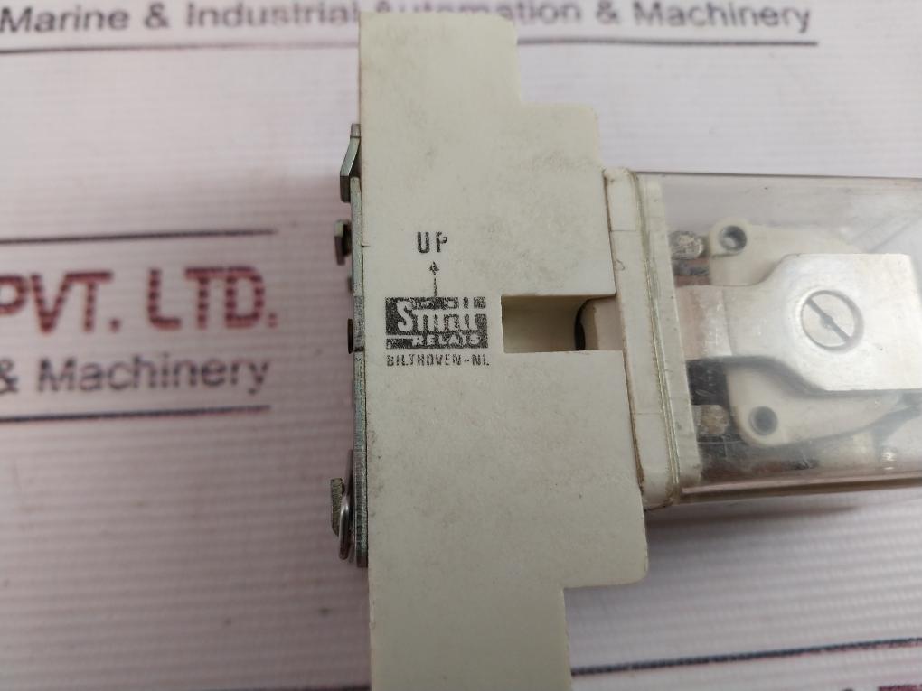 Smitt Relais 8517 Power Relay With Base