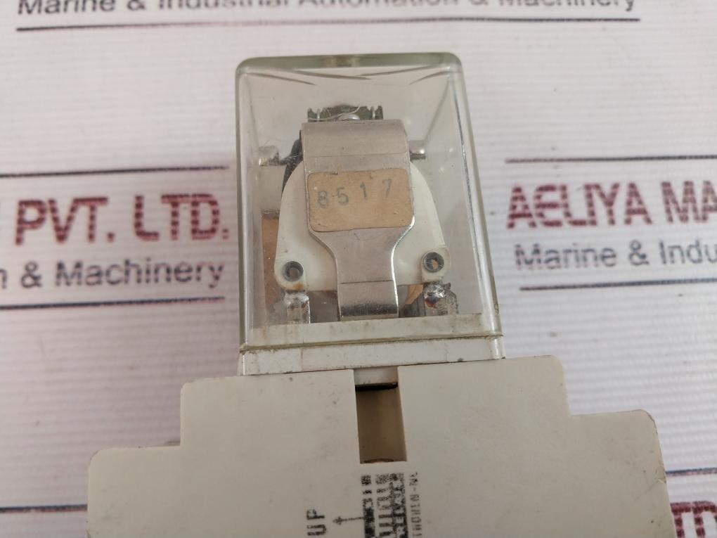 Smitt Relais 8517 Power Relay With Base