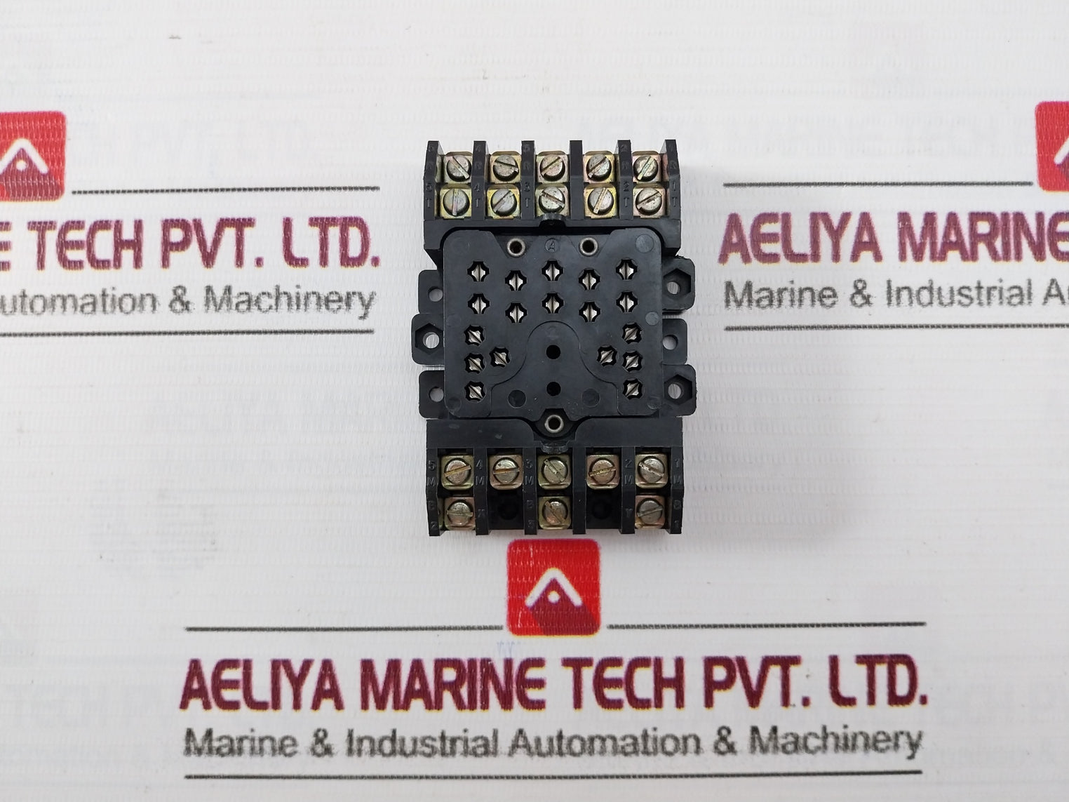 Societe’ Electro-Nav Evpl 5 Relay Base