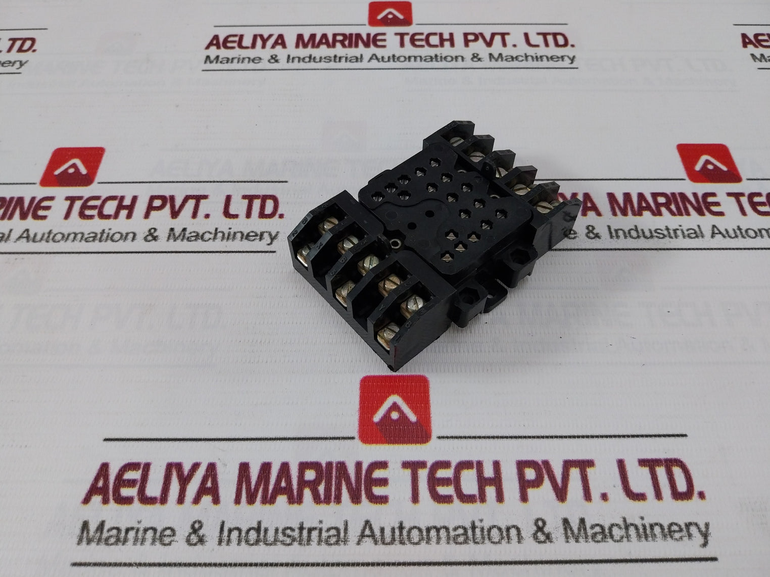 Societe’ Electro-Nav Evpl 5 Relay Base