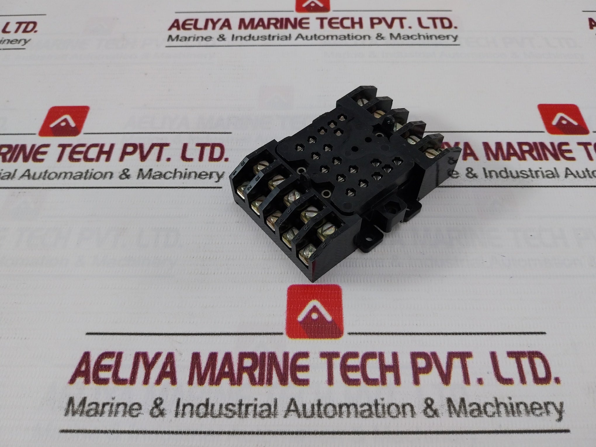 Societe’ Electro-Nav Evpl 5 Relay Base