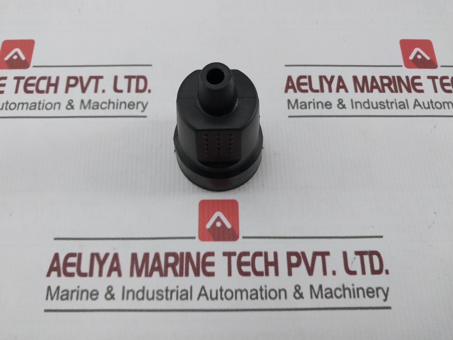 Socket Connector