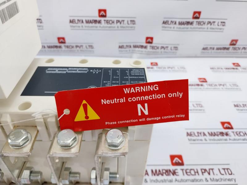 Socomec Atys R-4P-200A Motorised Changeover Switch 95234020Sl 2A/24V