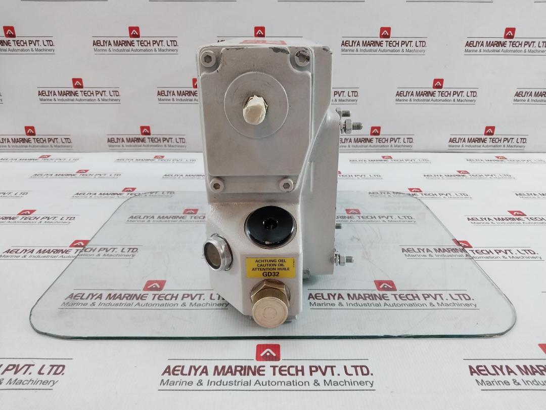 Sogevac Sv65 Bi Fc Oil Sump For Rotary Vane Vacuum Pump 200-240V 50/60 Hz