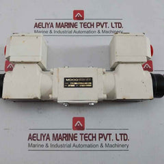 Solenoid Actuator 1481-100 06927 Moog 18V 2A