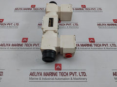 Solenoid Actuator 1481-100 06927 Moog 18V 2A