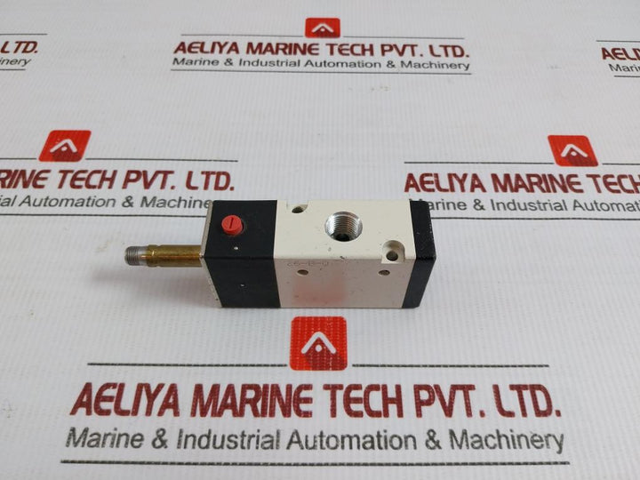 Solenoid Valve 1.5-8.0Bar Part No 3V310-08-nc Airtac