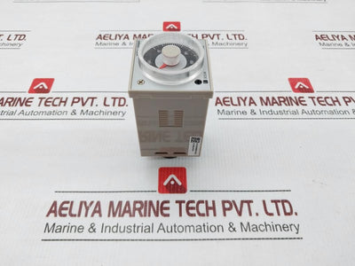 Solid-State-Timer-0-1-2-Min-1-2s-to-300h-220-Vac-50-60hz-Omron-H3BA-N-209844-4
