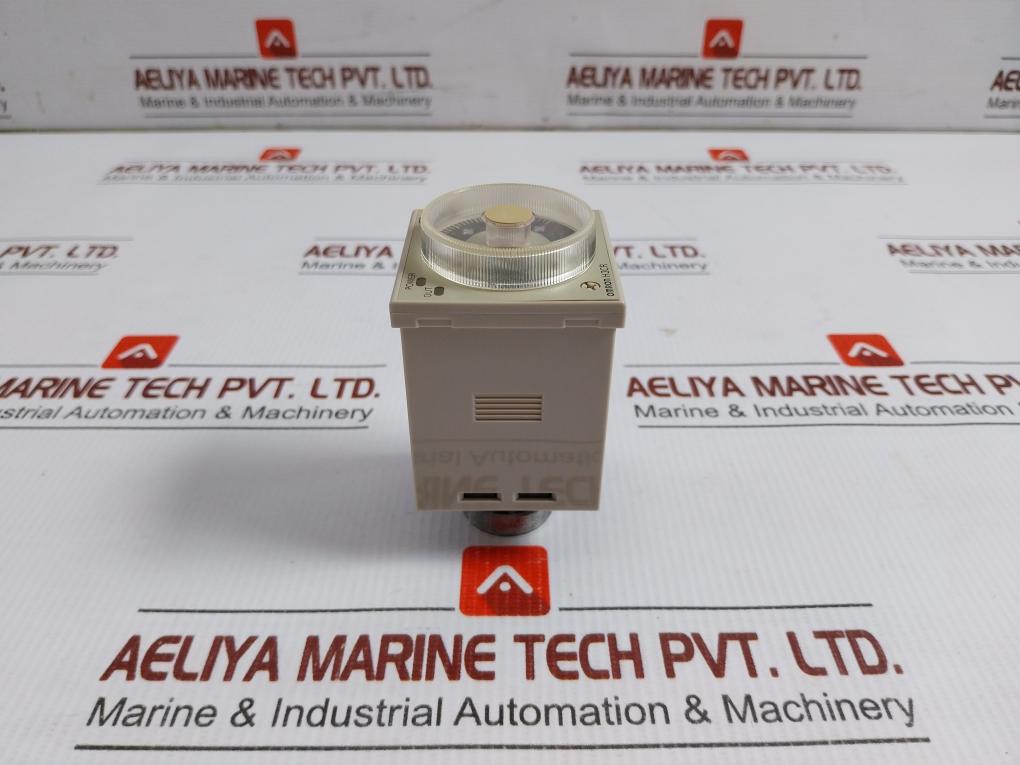 Solid-state-Timer-100-240Vac-50-60Hz-5A-0696882-6A-Omron-H3Cr-a8E-208491-6