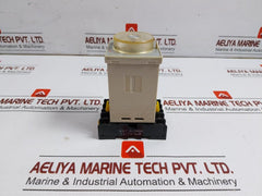 Solid-state-Timer-Withe-Base-P2Cf-08-200-220-240Vac-50-60Hz-10A-Omron-H3Ba-8-208455-4