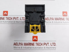 Solid-state-Timer-Withe-Base-P2Cf-08-200-220-240Vac-50-60Hz-10A-Omron-H3Ba-8-208455-7