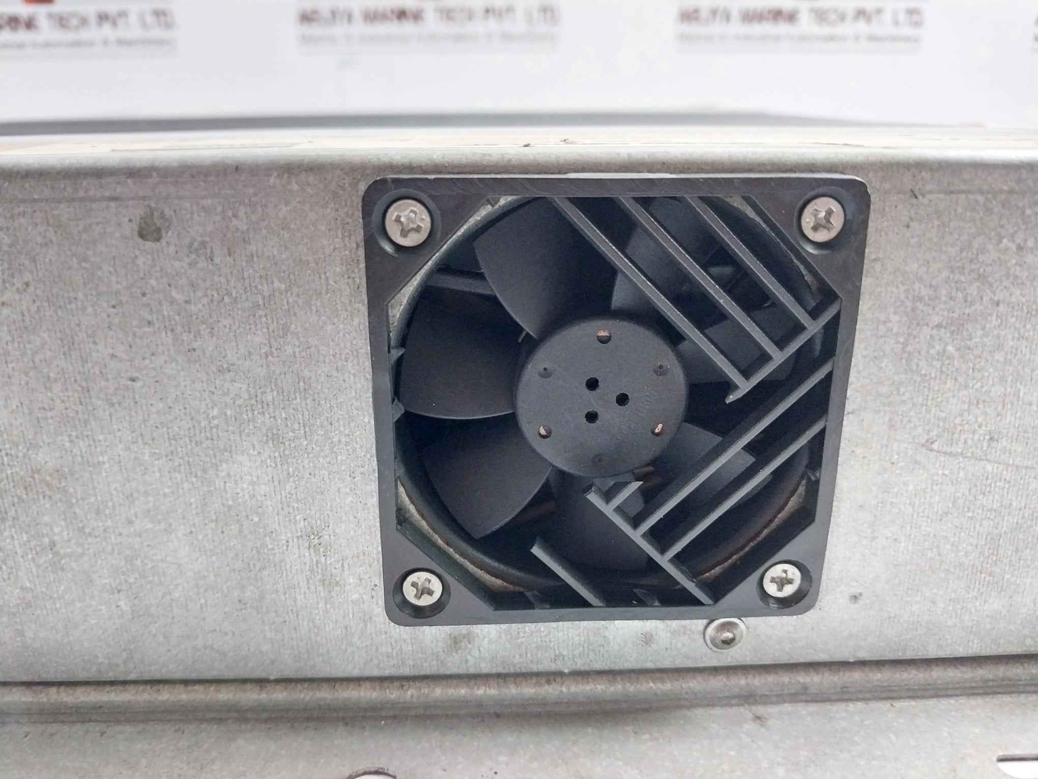 Sonove 413.501.0001 Mpc Box Celeron Ac 230Vac 18-36 Vdc