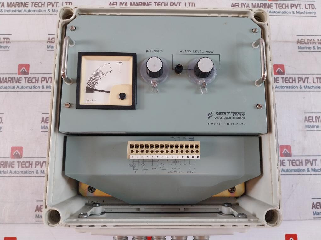 Soren T.Lyngso 359161000 V01 Smoke Detector 220V