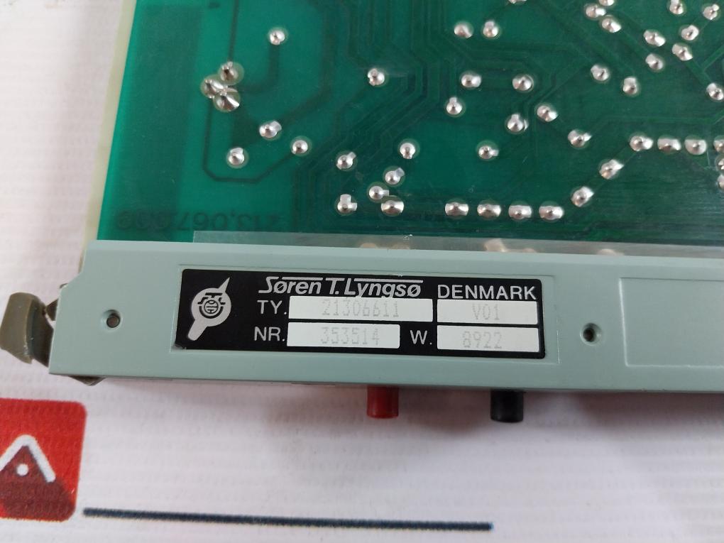 Soren T.Lyngso 90036619 V01 Module Rack