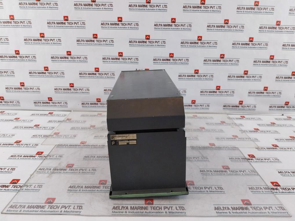 Soren T.Lyngso 90036619 V01 Module Rack