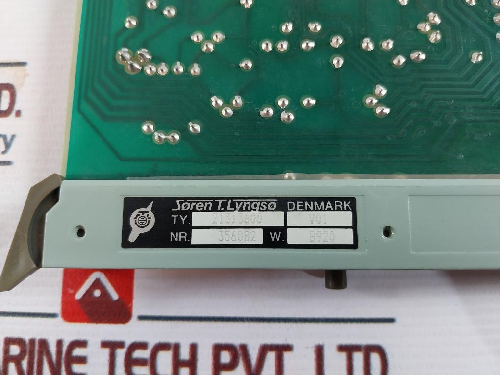 Soren T.Lyngso 90036619 V01 Module Rack