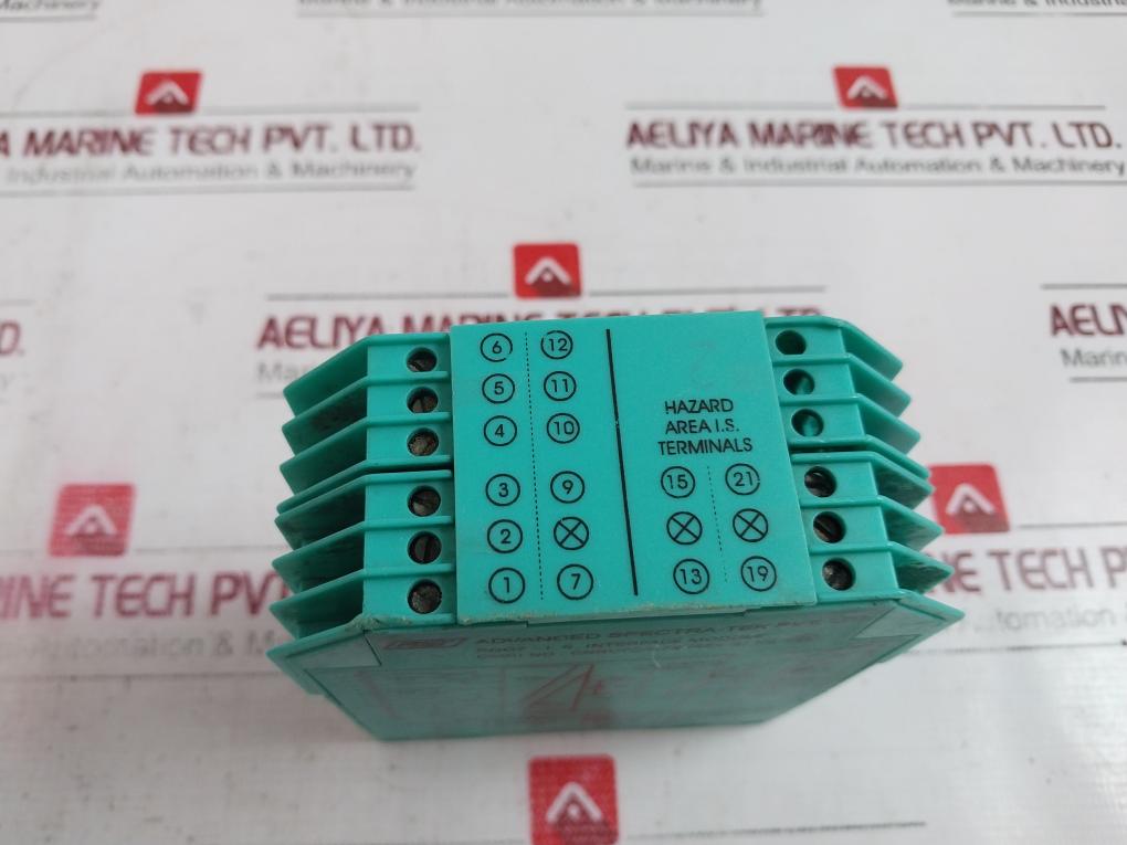 Spectra-tek R007 Interface Module 20-32 Vdc 80 Ma 250 V