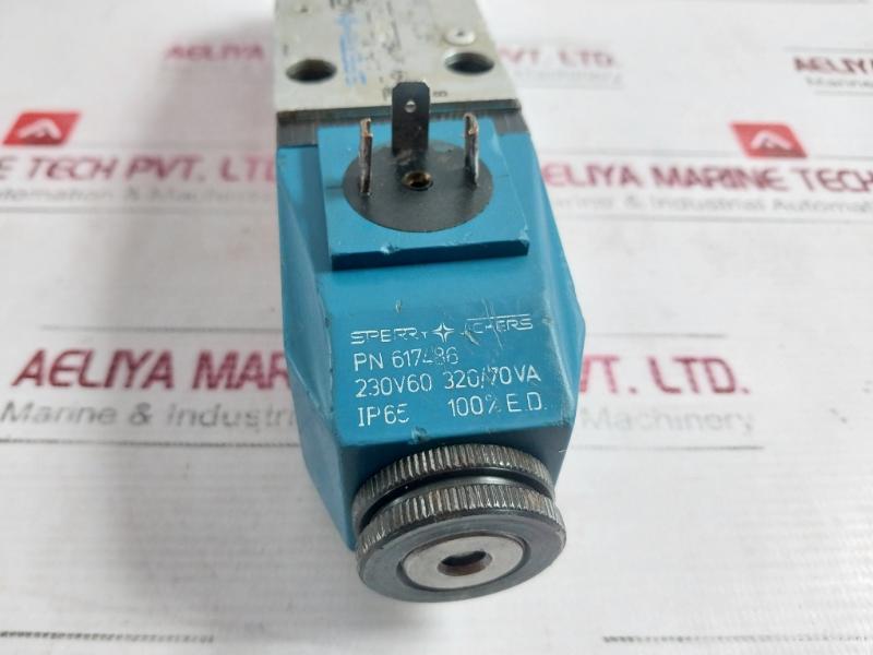 Sperry Vickers Dg4V-3-6C M U1 Eh 7 30 Eu38 C Solenoid Operated Directional Valve