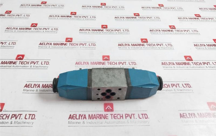 Sperry Vickers Dg4V-3-6C M U1 Eh 7 30 Eu38 C Solenoid Operated Directional Valve