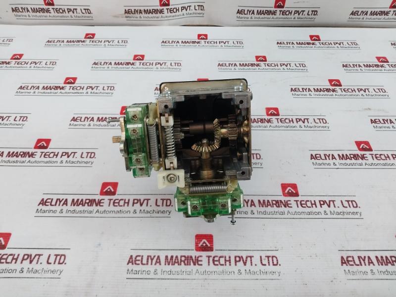 Spohn & Burkhardt Ns011F11Ggvur Joystick Controller Vde 0660 Iec 947