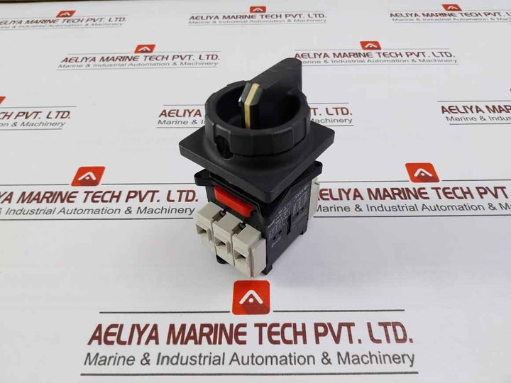 Square 9421 Disconnect Switch With Operating Handle Ith/Ac21 600Vac 25A