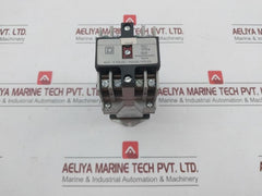 Industrial Control Relay 8-pole Square D 8501