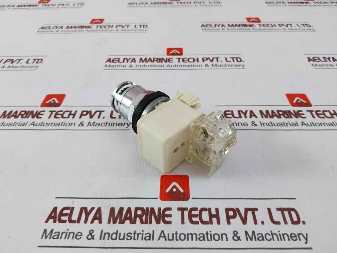 Square D 9001Km38Lg Push Button Switch Green 240V