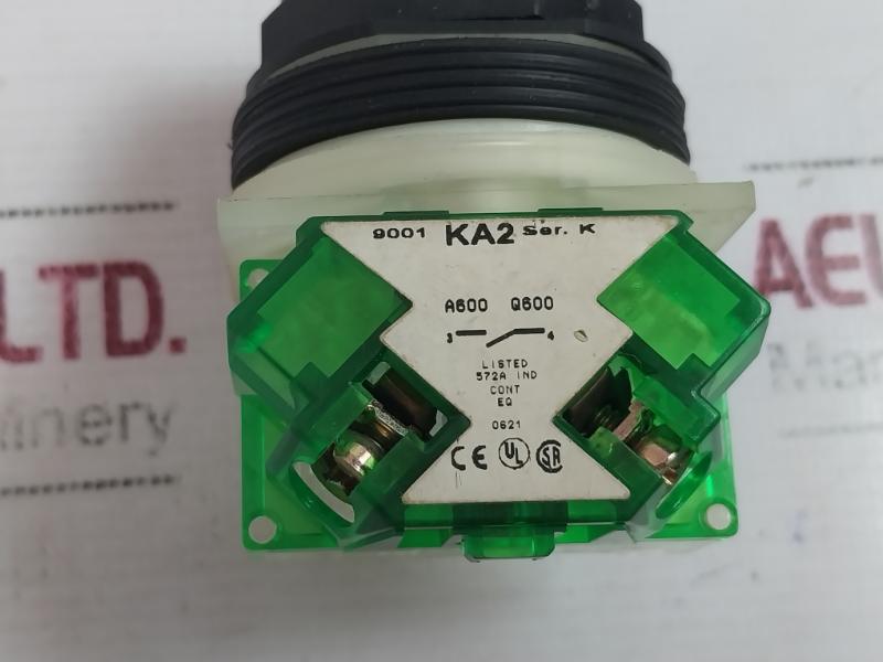 Square D 9001Skr1Gh5 Green Pushbutton With Contact Block 9001Ka2 Ser K