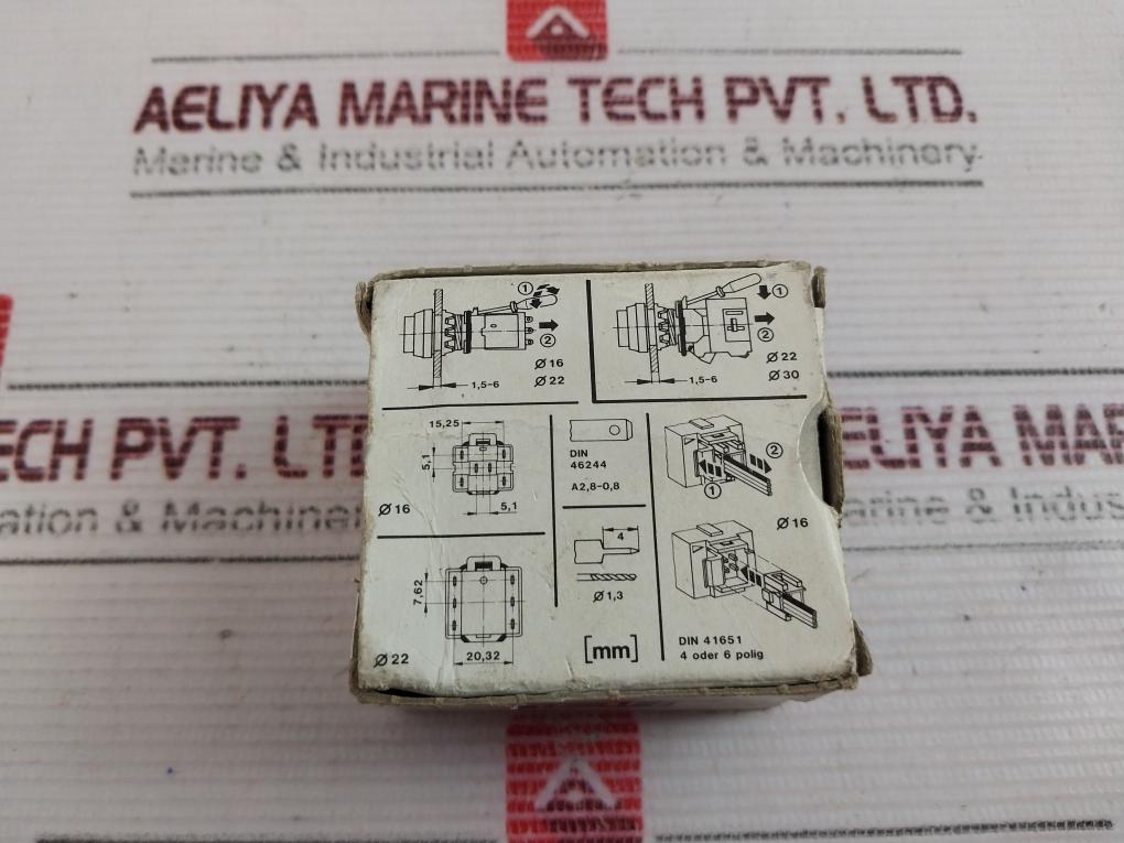 Square D 9001, D1A2S Push Button