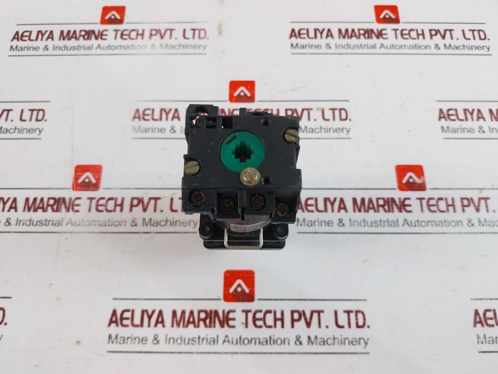 Square D 9003 K1 Rotary Cam Switch Operator 12A 660V