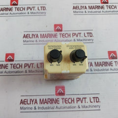 Square D 9050 Jck53V20 Electrical Timing Relay W/ Base 0.6-60 Sec Ser B