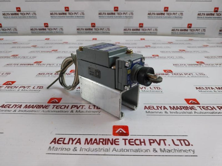 Square D C62D Limit Switch Class 9007 Series A Type 6P
