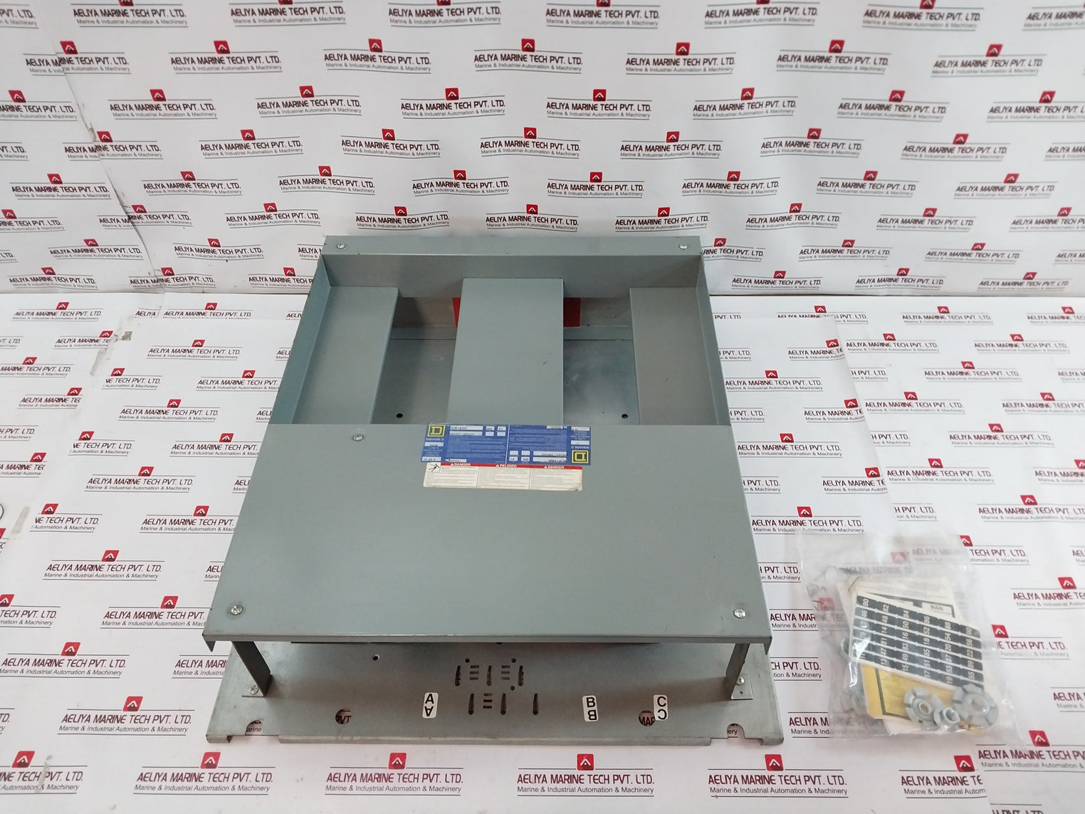 Square D Hcm14484 I-line Interior Panelboard 600Vac 250Vdc 80104-986-03