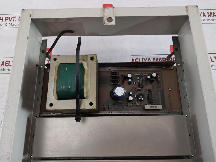 Srf Ae-0300 Stabilized Power Supply 900Ma 1.500Ma 125/220V 24V 30 Db