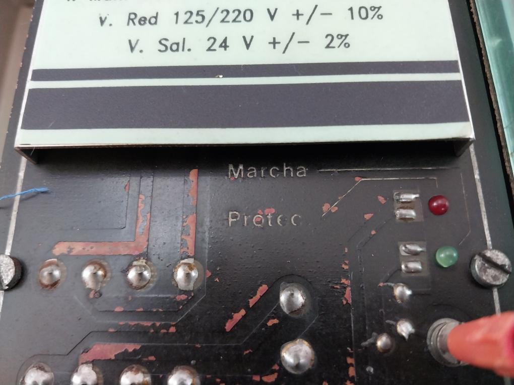 Srf Ae-0300 Stabilized Power Supply 900Ma 1.500Ma 125/220V 24V 30 Db