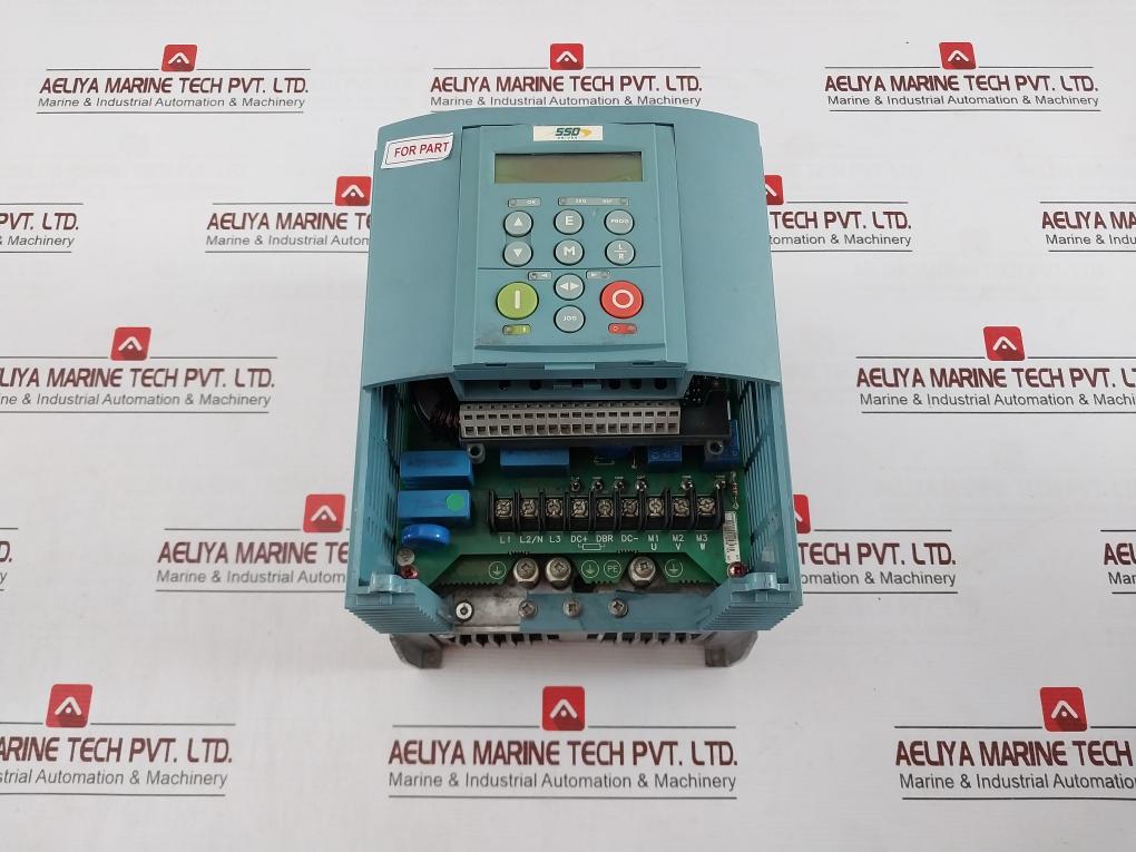 Ssd Drives 605/040/400/3/F/0011/Uk/000 380-460 Vac 3Ph 50/60Hz 5V5