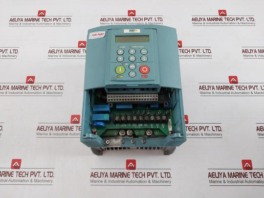 Ssd Drives 605/040/400/3/F/0011/Uk/000 380-460 Vac 3Ph 50/60Hz 5V5