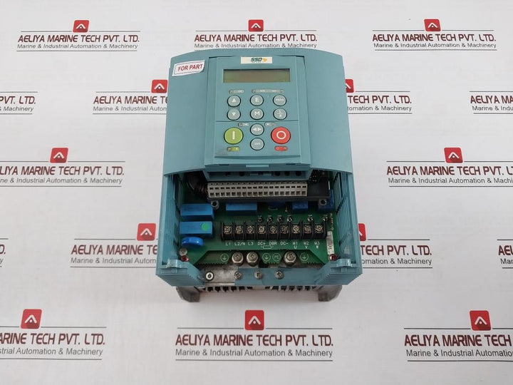 Ssd Drives 605/040/400/3/F/0011/Uk/000 380-460 Vac 3Ph 50/60Hz 5V5