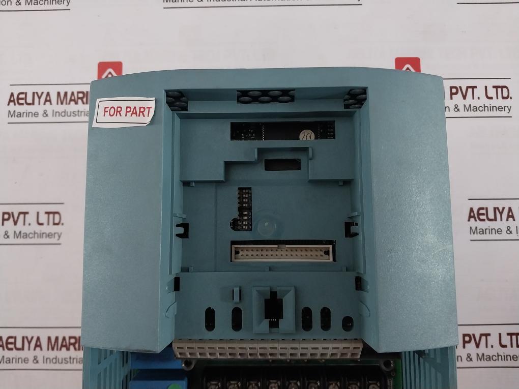 Ssd Drives 605/040/400/3/F/0011/Uk/000 380-460 Vac 3Ph 50/60Hz 5V5