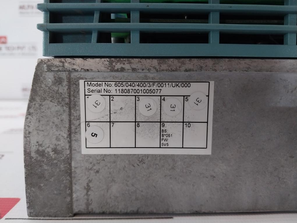 Ssd Drives 605/040/400/3/F/0011/Uk/000 380-460 Vac 3Ph 50/60Hz 5V5